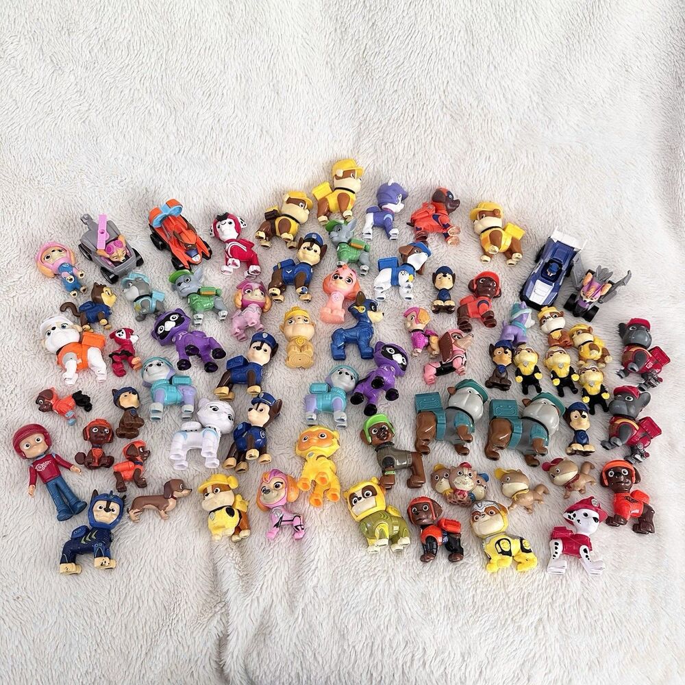 Paw Patrol Huge Lot Of 65 Figures Character Toys Nickelodeon